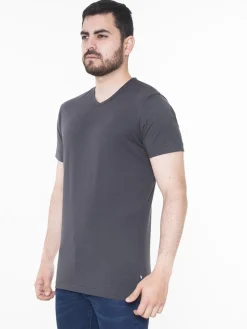 Camiseta Básica Slim Cuello V