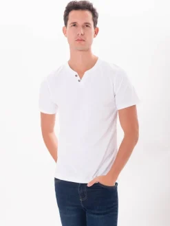 Camiseta Cuello V Botones
