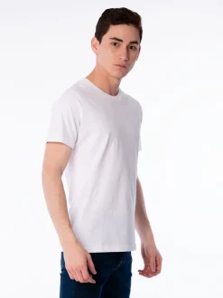 Camiseta Slim Básica