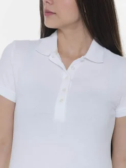 Polo Slim Con Aberturas En Los Lados